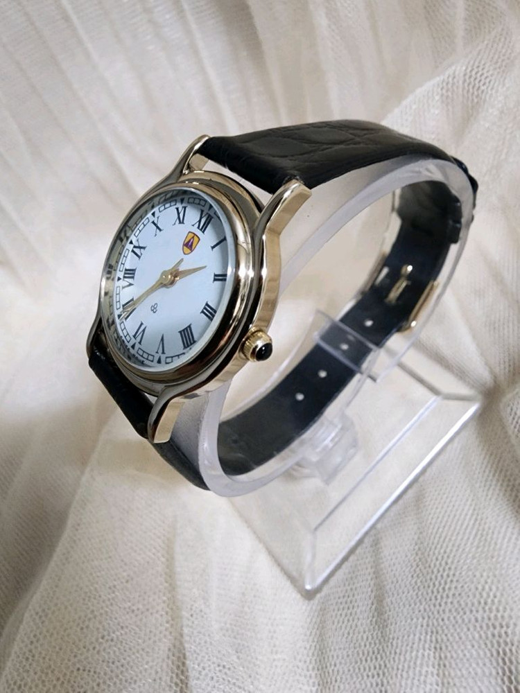 수도방위사령관 여성시계 군대시계--2