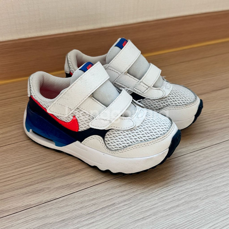 나이키 에어맥스 운동화 150--1