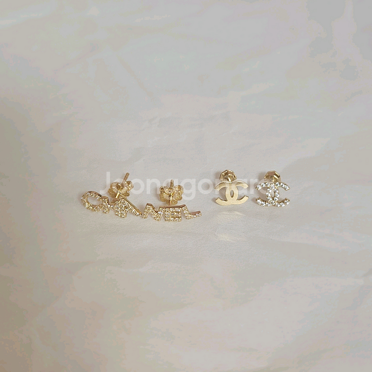 14k샤넬 로고 귀걸이 세트--8