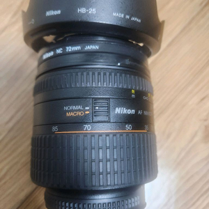 니콘 AF 24-85mm f/3.5-4.5 렌즈