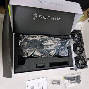 RTX 5090 슈프림 하이퍼프로져 팝니다 4월 25일 컴퓨존 구매