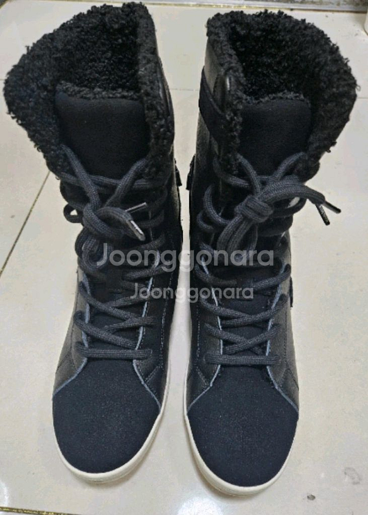 르꼬끄골프 미들털부츠 240 거의새상품--0