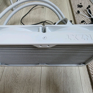 NZXT KRAKEN 280 RGB 화이트