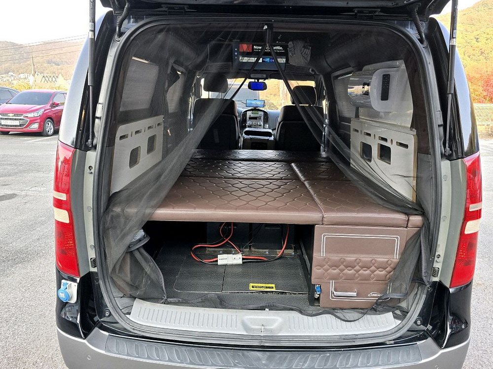 현대 그랜드 스타렉스 캠핑카 이미지