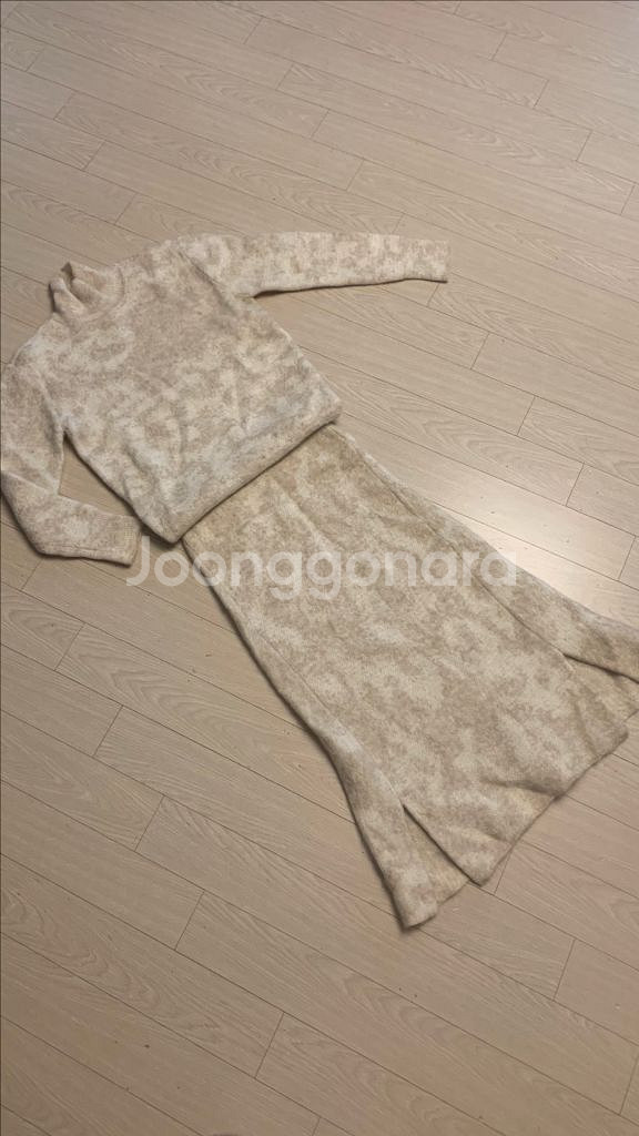 한파가능, 세트 90만원대)한섬 오브제 Obzee 알파카 투피스 세트 (라이트 베이지) 타임 시에 유메르--0