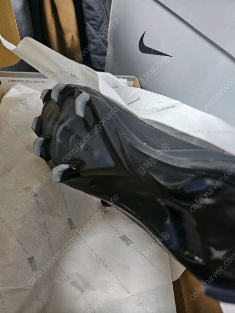 새제품 나이키 머큐리얼 엘리트 슈퍼플라이 265 사이즈 최상급 축구화 팝니다--5