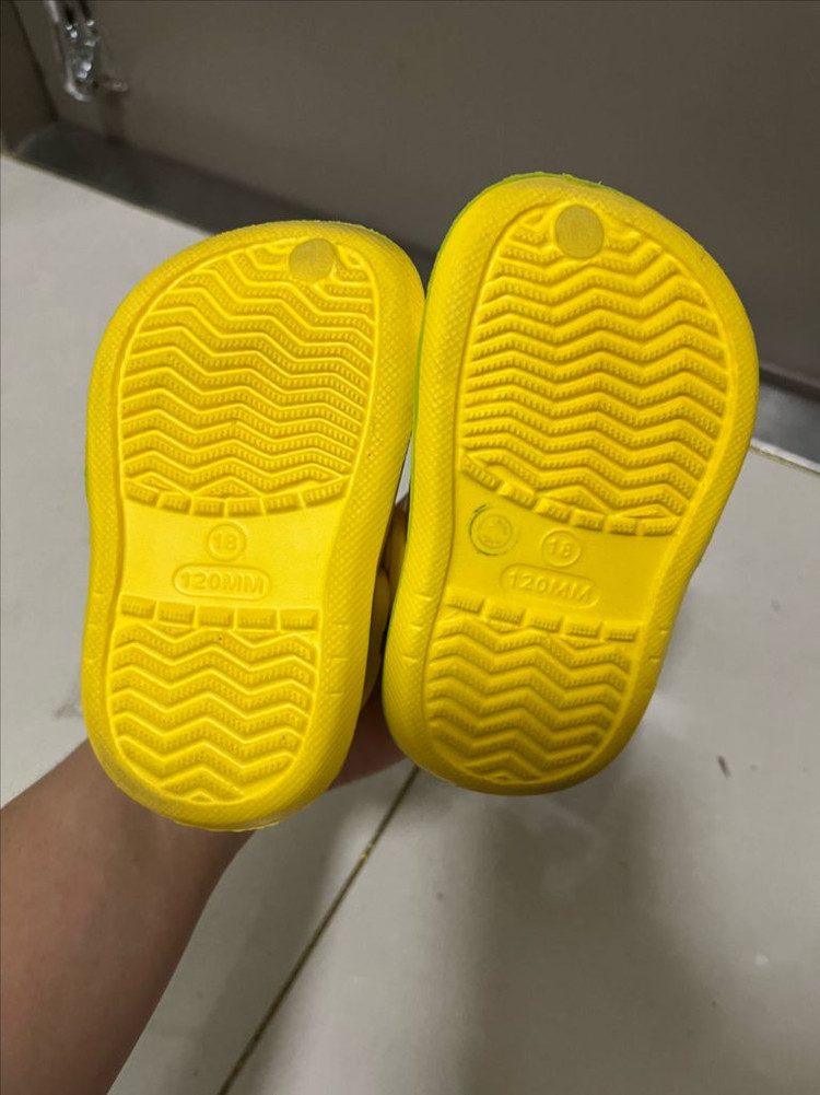 무료배송)아동 120사이즈 나이키 외 신발 일괄판매 이미지