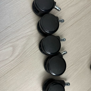 허먼밀러 무소음 우레탄 바퀴 세트 판매합니다