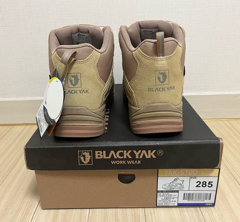 [새제품] [285] 블랙야크 논슬립 5인치 안전화 YAK-570D 베이지--2