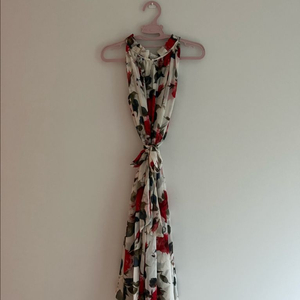 플로럴 패턴 휴양지 원피스