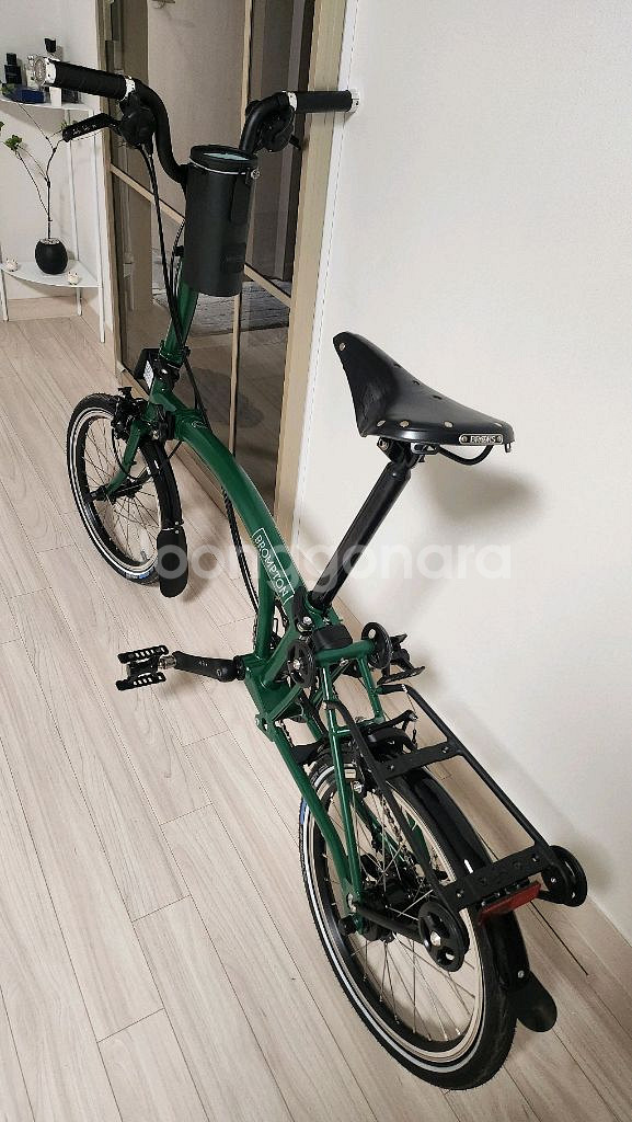 브롬톤 25년 신형 C라인 12단 접이식 자전거--1