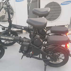 비아지오 VIAGGIO M7 및 디스커버리 플러스 D18 접이식 전기자전거입니다