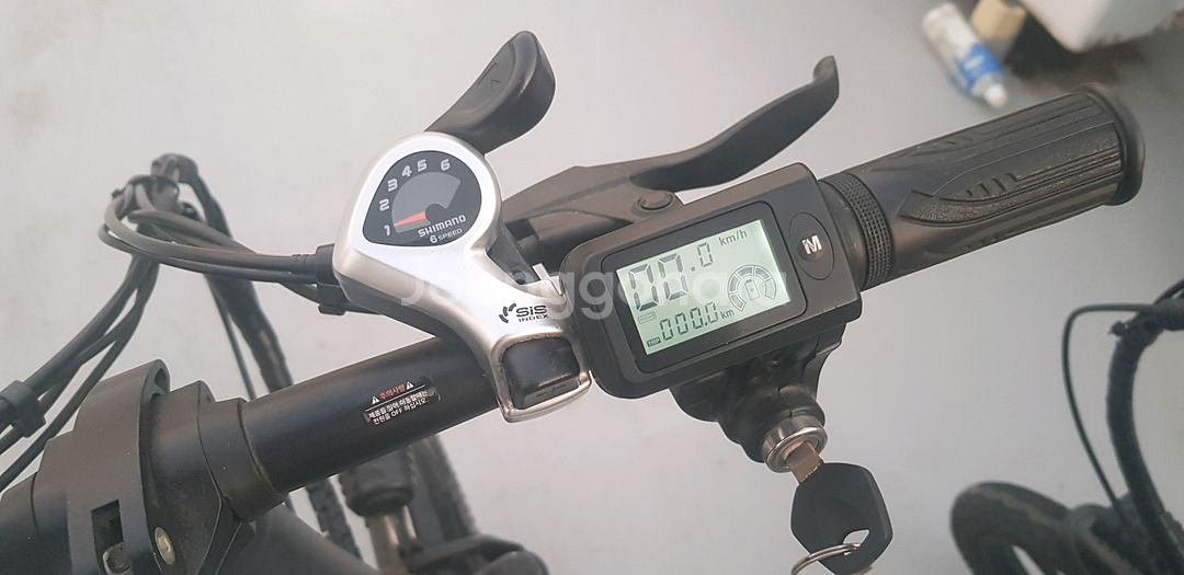 비아지오 VIAGGIO M7 및 디스커버리 플러스 D18 접이식 전기자전거입니다--2