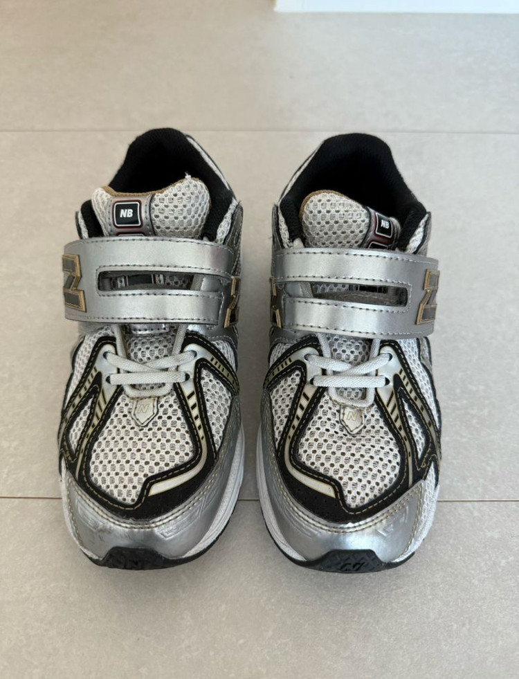 뉴발란스 1906 키즈 운동화 220 이미지