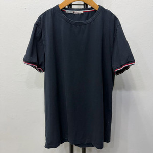 정품) 몽클레어 남성 네이비 반팔 티셔츠 XL