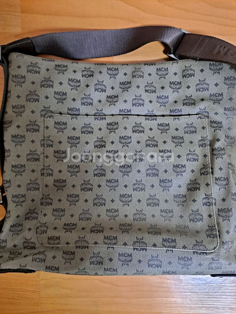MCM 남성 크로스백 숄더백 정품--1
