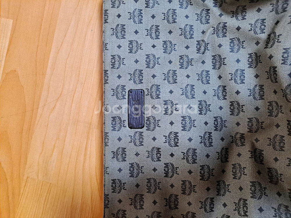 MCM 남성 크로스백 숄더백 정품--7