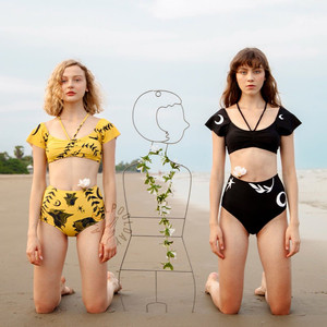 에이프릴풀데이 아리에스 모노키니 홀터넥 반팔 수영복