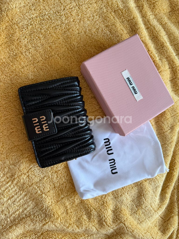 미우미우 카드반지갑--0