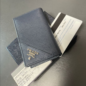 프라다 사피아노 메탈 카드지갑 명함지갑 2MC122