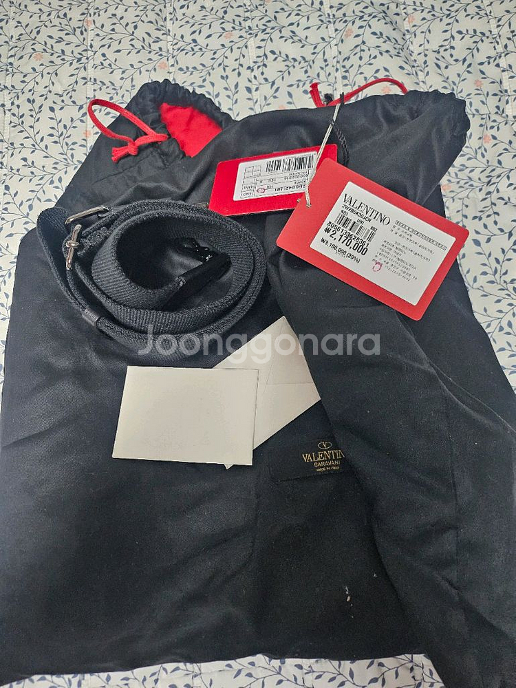 정품 발렌티노 락스터드 크로스백--6