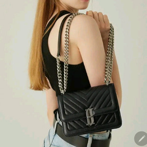 제이에스티나 가방 이미지