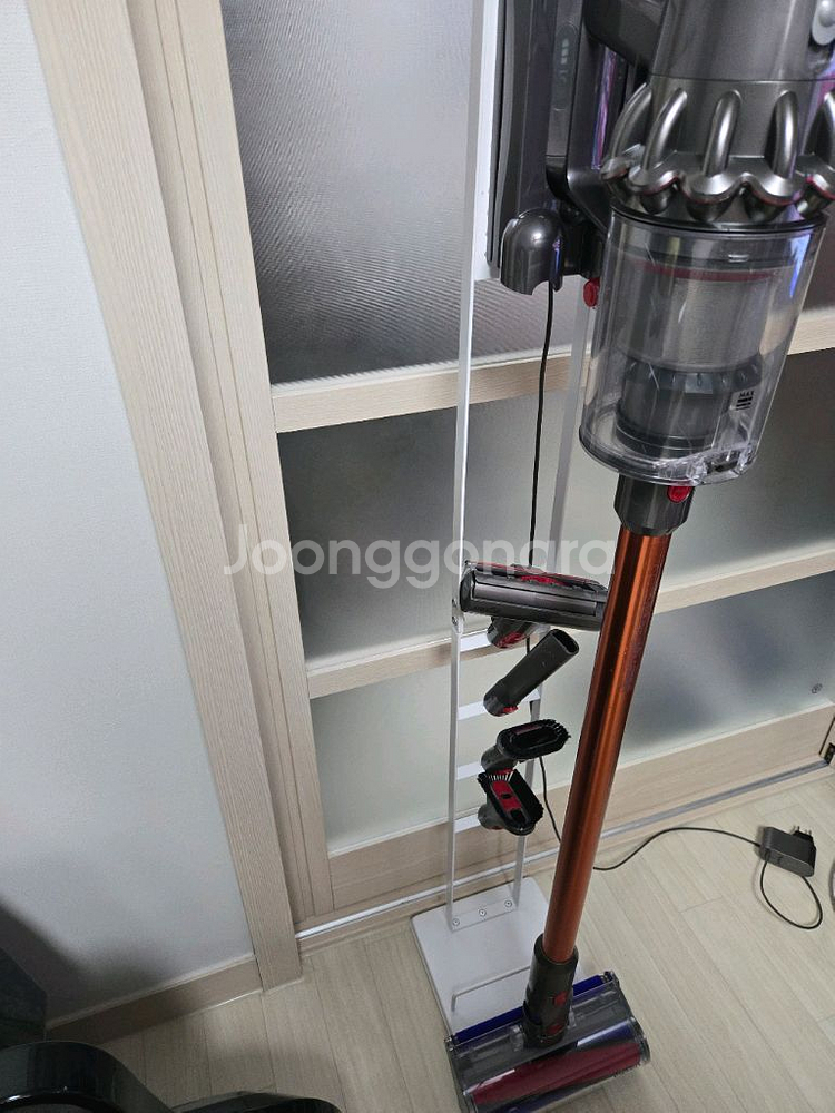 다이슨V10무선청소기--1