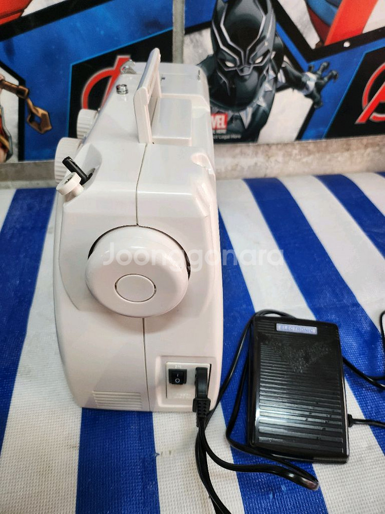 혼스 한땀한땀 미싱 / 걸려서 안돌아가요 부품용--7