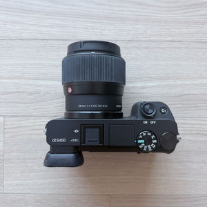 소니 A6400 + 시그마 56mm F1.4 렌즈