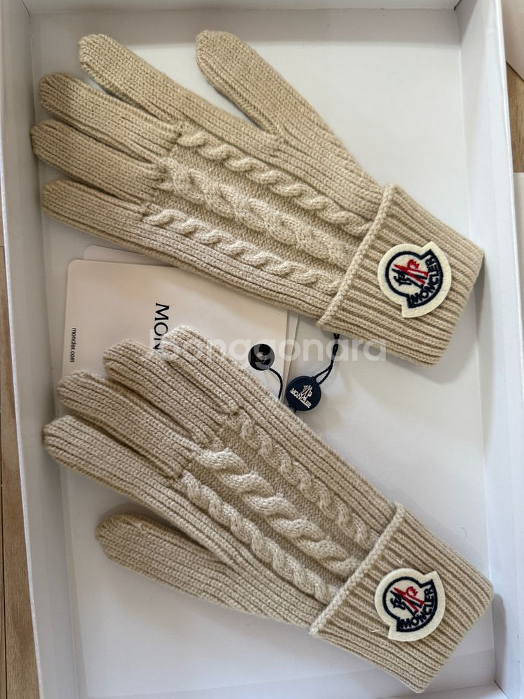 몽클레어 여성 니트 장갑--1