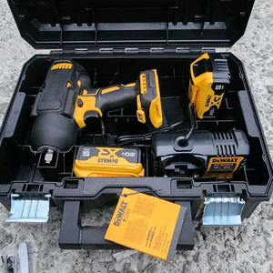 디월트 DCF961NT 하이토크임팩렌치 세트