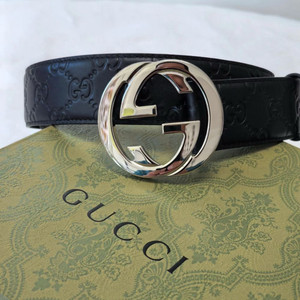 구찌 GG 인터로킹 G 버클 벨트
