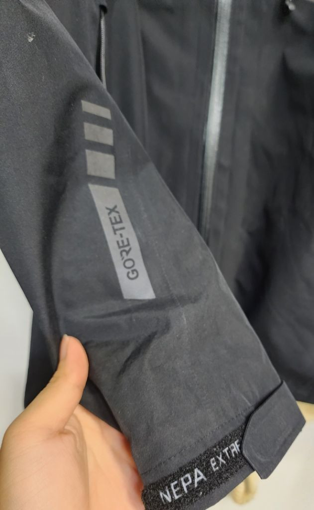 네파 남성 고어텍스 바람막이 (95) 이미지