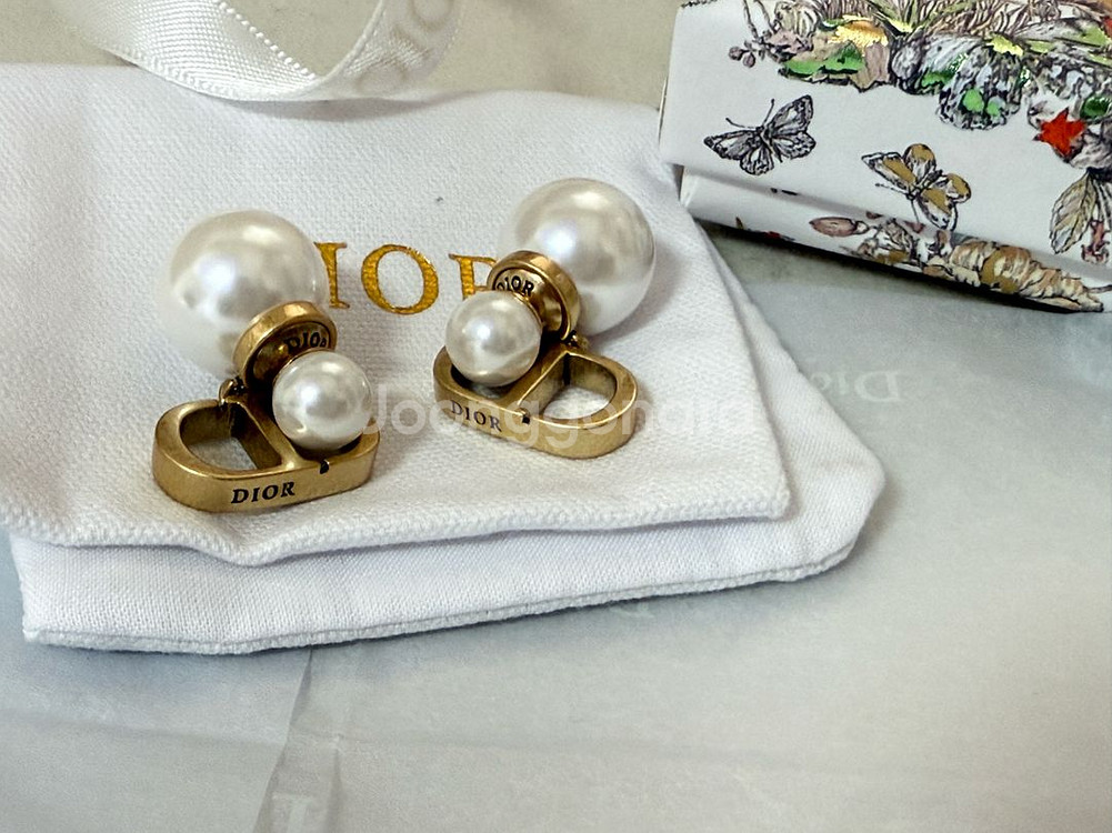 디올 바라클라바 펄 귀걸이--3