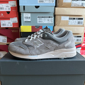 뉴발란스 1600 그레이 280