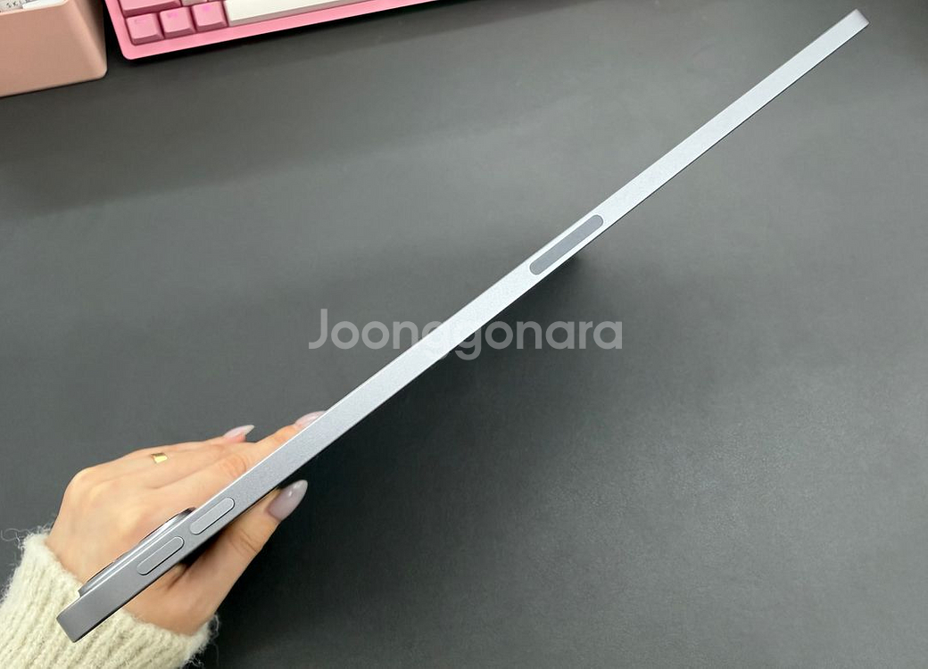 대전중고폰) A급 아이패드 프로 12.9 6세대 M2 128G 스페이스 그레이 판매합니다 391443--3