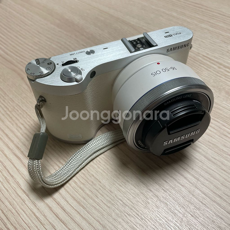 삼성 NX300M 카메라 + 단렌즈(30mm) 포함--1