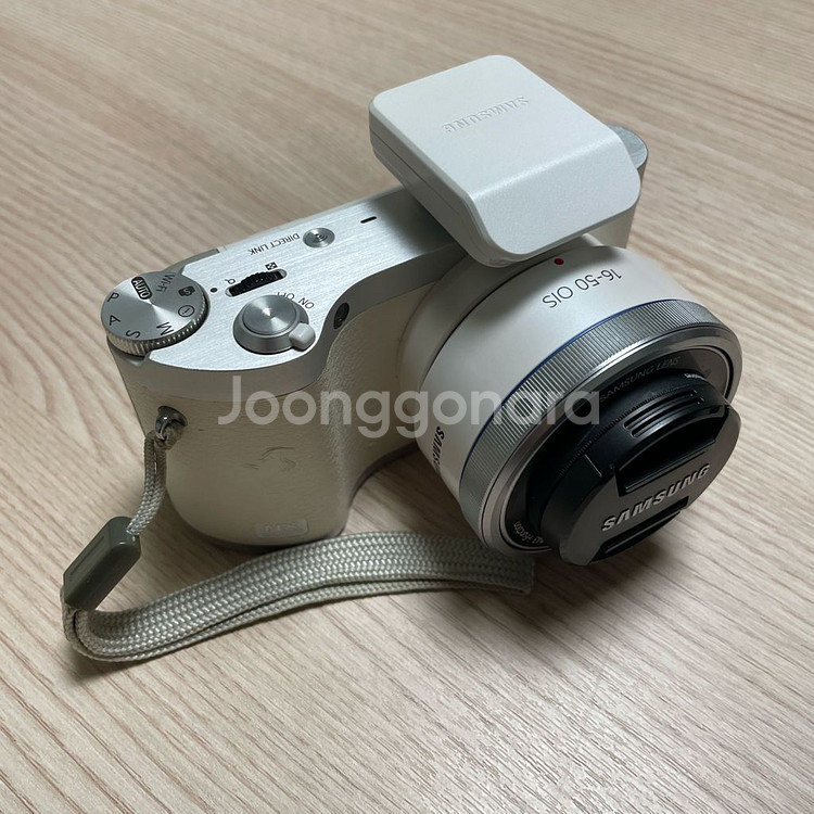 삼성 NX300M 카메라 + 단렌즈(30mm) 포함--4