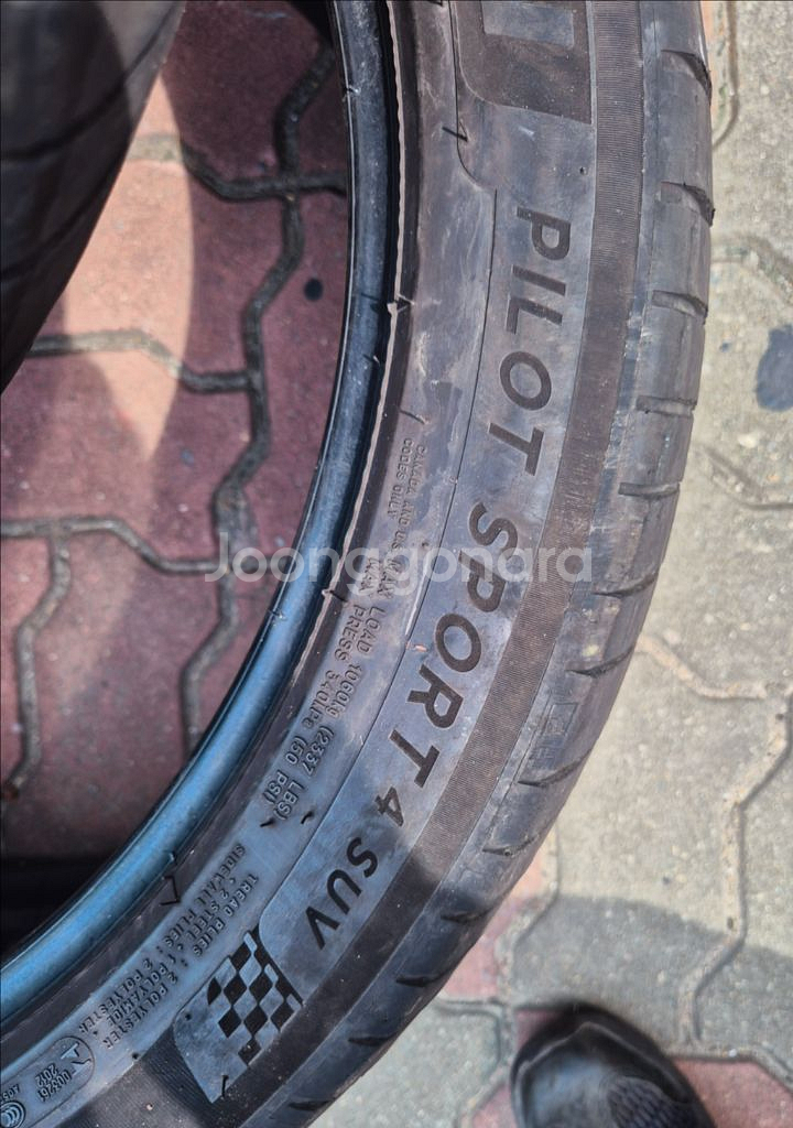 285/40R22 프라이머시투어AS--2