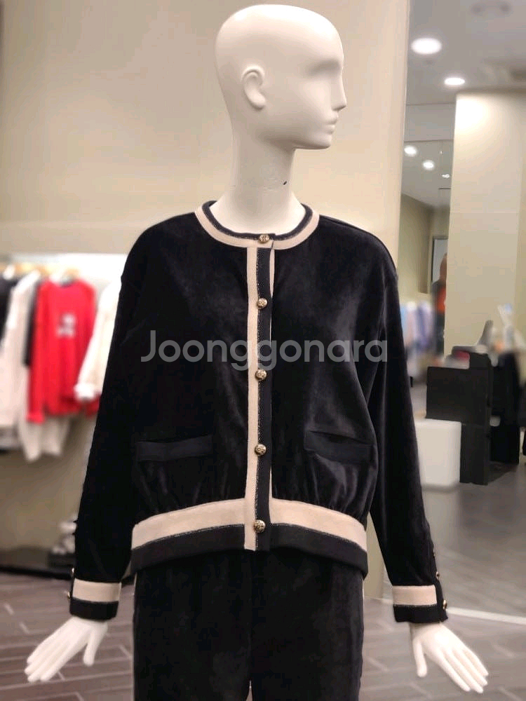 오즈세컨 벨벳 트레이닝복(상하의 세트가격)--0