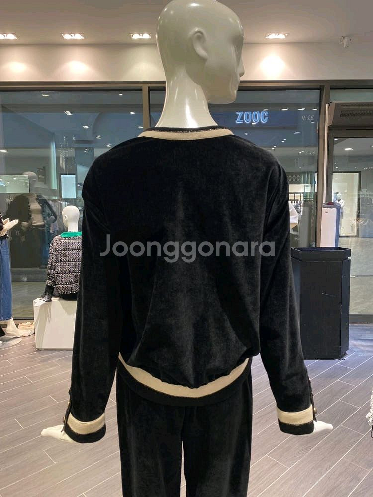 오즈세컨 벨벳 트레이닝복(상하의 세트가격)--3