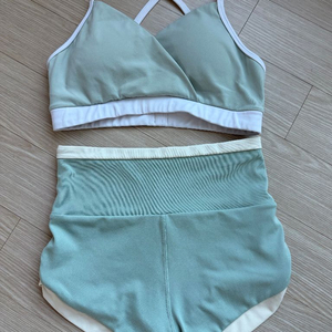 핫한 탑/ 소냐레바이 쇼츠 폴웨어