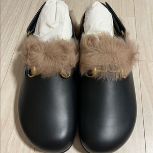 구찌(GUCCI) 홀스빗 퍼 뮬 슬리퍼 판매 (8사이즈))