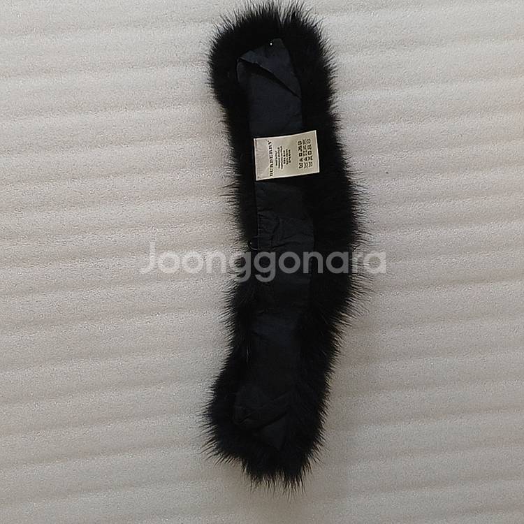 버버리 천연 폭스 퍼 카라 블랙 거의새것 사랑봉봉--3