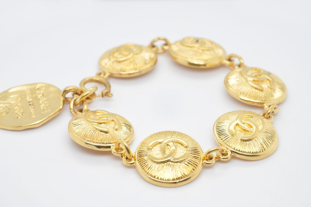 샤넬 코코 로고 31 RUE 깜봉 빈티지 골드도금 팔찌--4