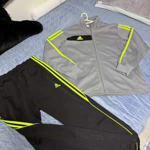 아디다스 마샬아츠 트레이닝복 상하의 세트 판매 (S 95, 형광)