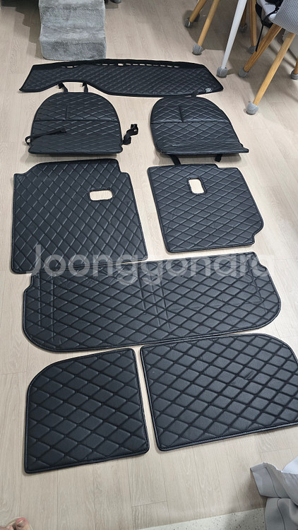 기아 레이 17년식 프레스티지 퀼팅매트 외 원목 창문걸이+발매트(새거_--0