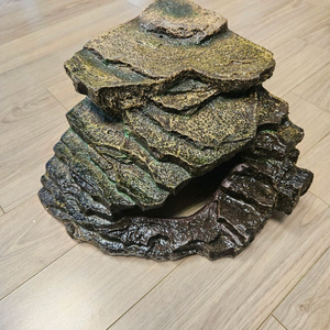 돌 육지 및 은신처,수중히터,단지여과기 이미지