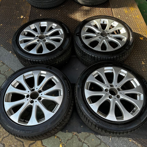 18인치 벤츠 W213 E클래스 익스클루시브 중고휠 윈터타이어 조합 1대분