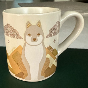 스타벅스 개띠 데미머그 판매해요.